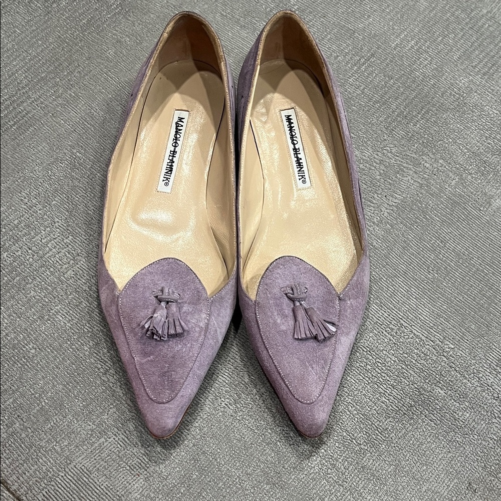 Manolo Blahnik Lavender Suede Tassel Loafers Flats 7